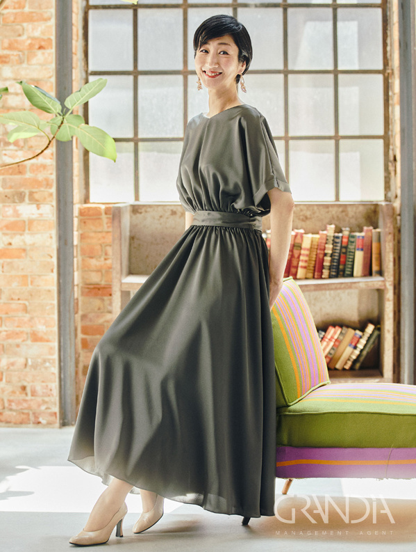 渡辺　成美 Narumi Watanabe Female Fashion Model モデル事務所 GRANDIA 東京都港区赤坂