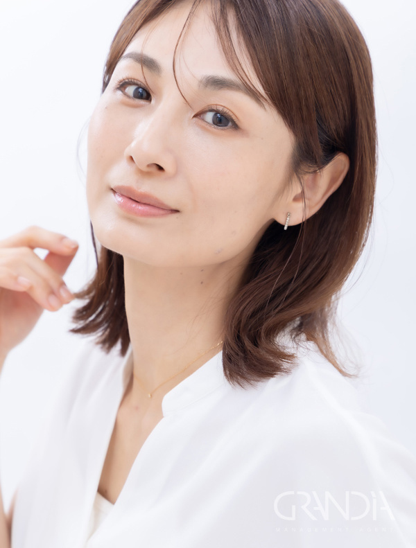 鈴木 菜月 Natsuki Suduki Female Fashion Model モデル事務所 GRANDIA 東京都港区赤坂