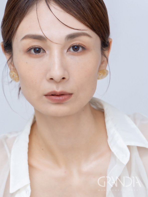 鈴木 菜月 Natsuki Suduki Female Fashion Model モデル事務所 GRANDIA 東京都港区赤坂