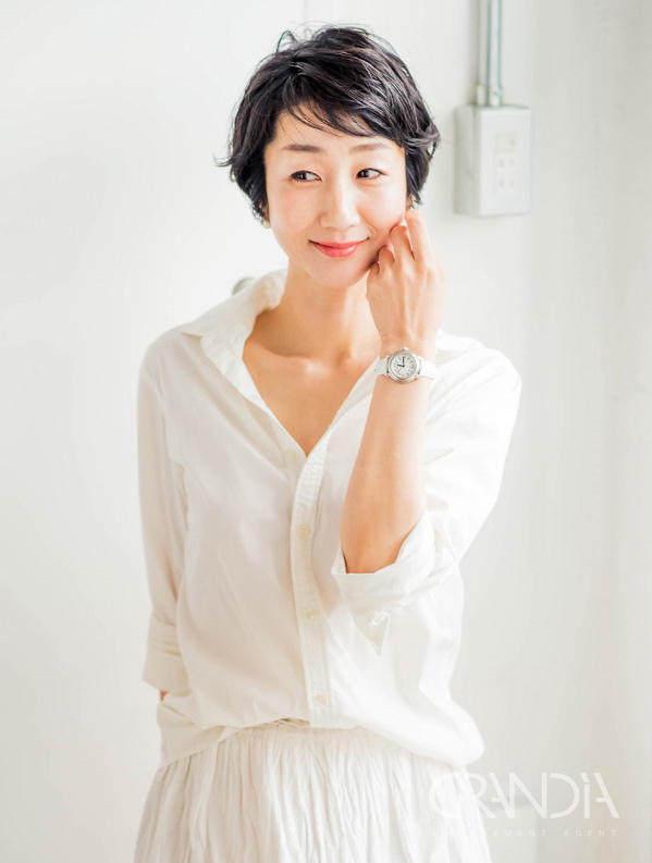 渡辺　成美 Narumi Watanabe Female Fashion Model モデル事務所 GRANDIA 東京都港区赤坂